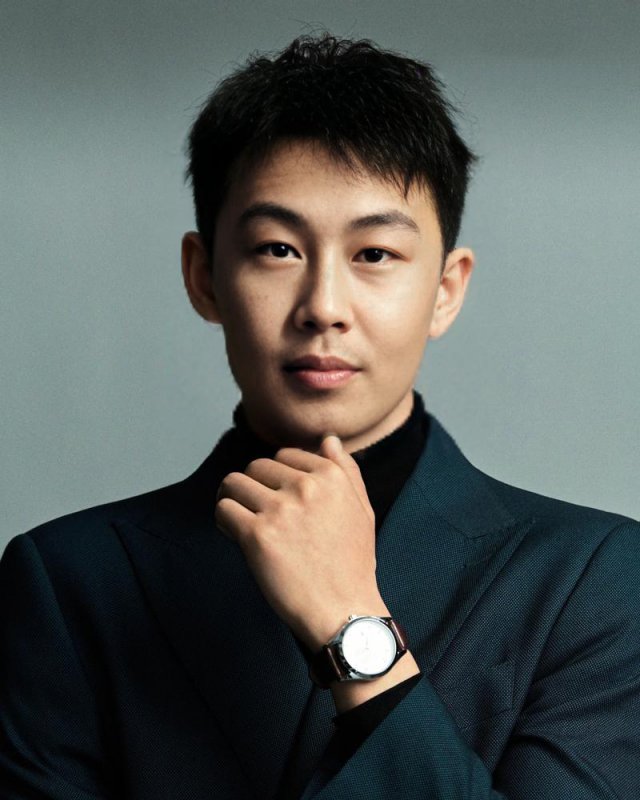 1765523980562805.jpg B6张哲.jpg